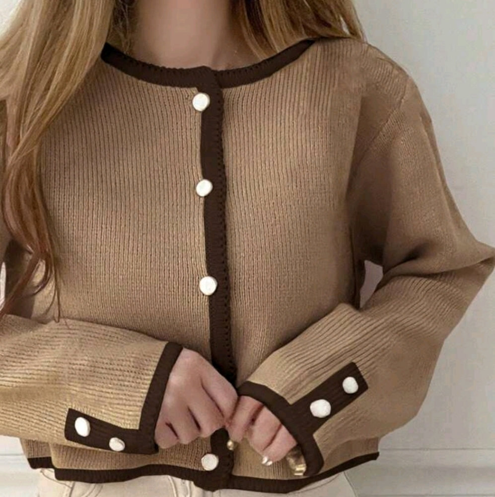 Women Contrast Color Block Round Neck Close-Fitting Cardigan - Picture 5 of 5